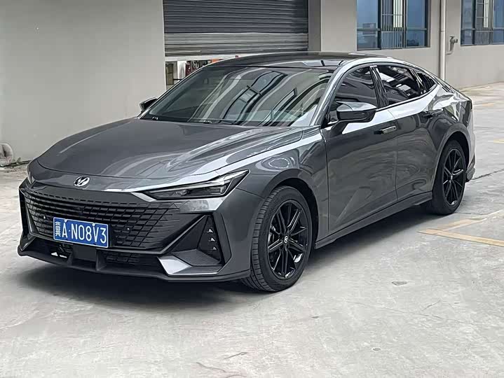 UNI-V 2023 Model 1.5T Premium Version