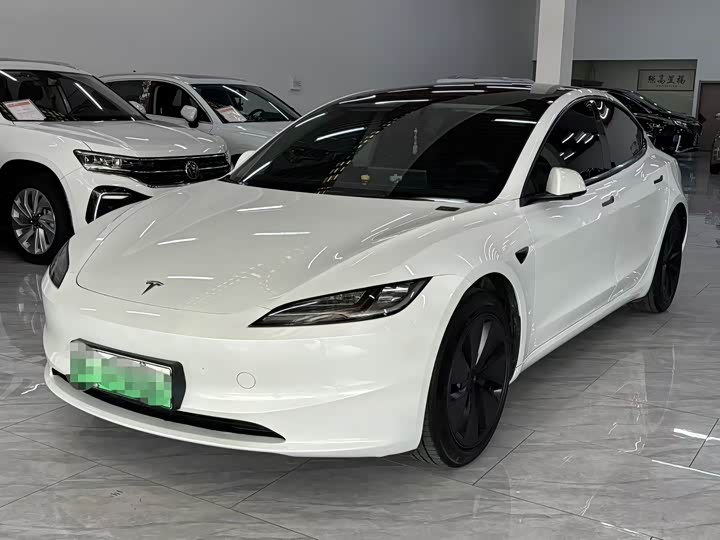 2024 Model 3 2023 rear-wheel drive version