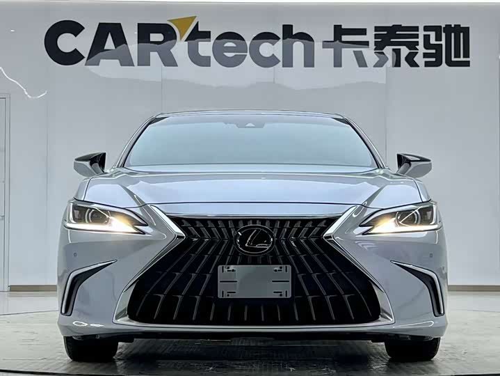 2023 Lexus ES 2020 260 Exclusive Edition