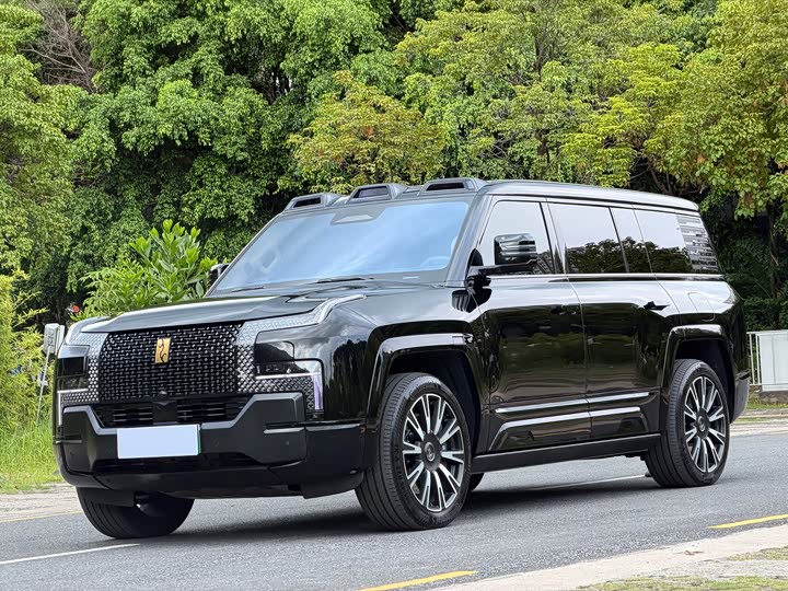 U8 L 2025 Model Edition