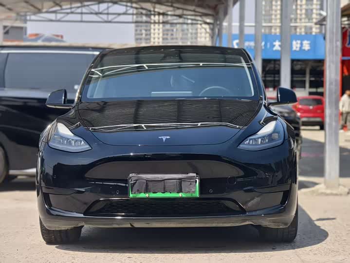 2022 Model Y 2022 long-range all-wheel drive version