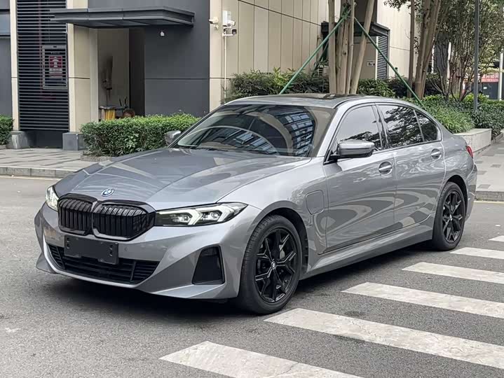 2023 BMW i3 2022 eDrive 35 L