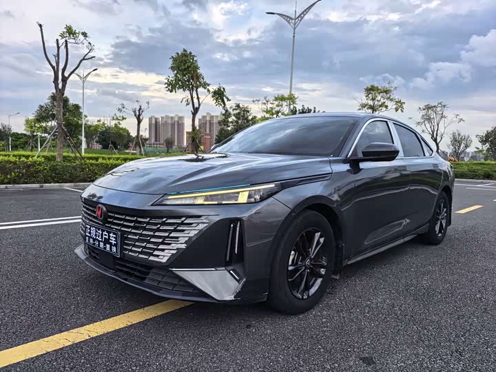 Model NE 1.5T GDI DCTDeluxe Version