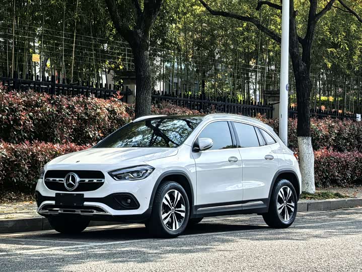 2023 Mercedes-Benz GLA 2023 GLA 220