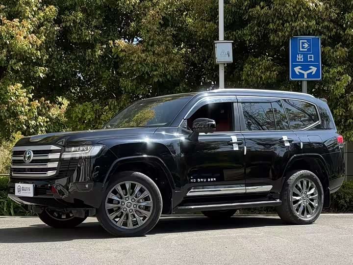 2025 Land Cruiser (imported) LC300 2025 3.5T automatic