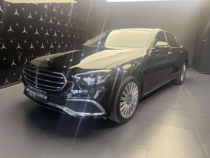 2022 Mercedes-Benz E-Class 2022 E 300 L Luxury Model