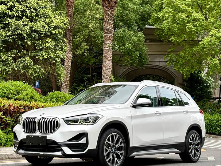 2022 BMW X1 2022 xDrive25Li Luxury Line