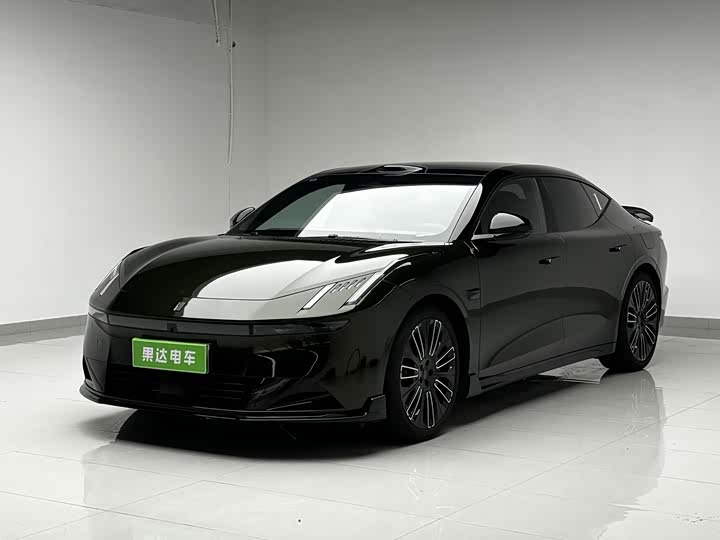 10 2025 Model 240AWDUltra Edition