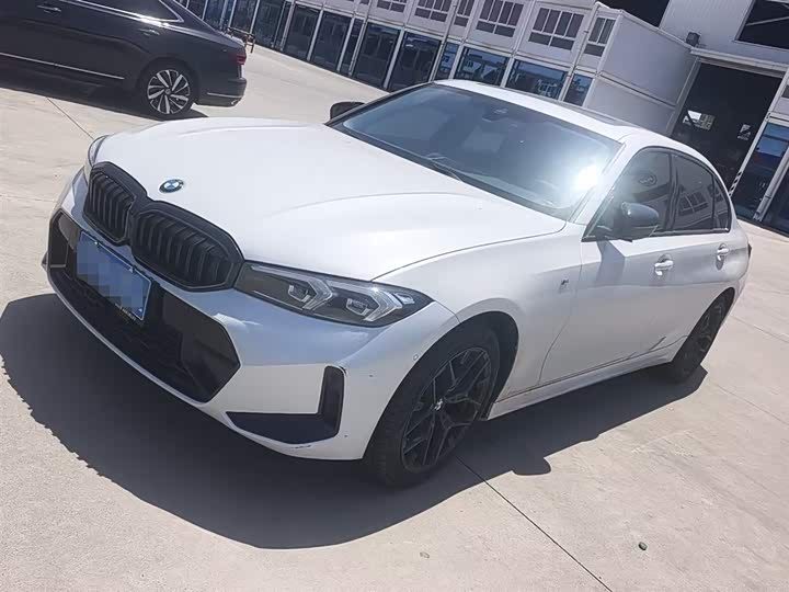 2025 BMW 3 Series 2025 330Li M Sports Night Package
