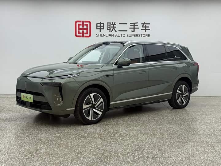 Model AWD Max