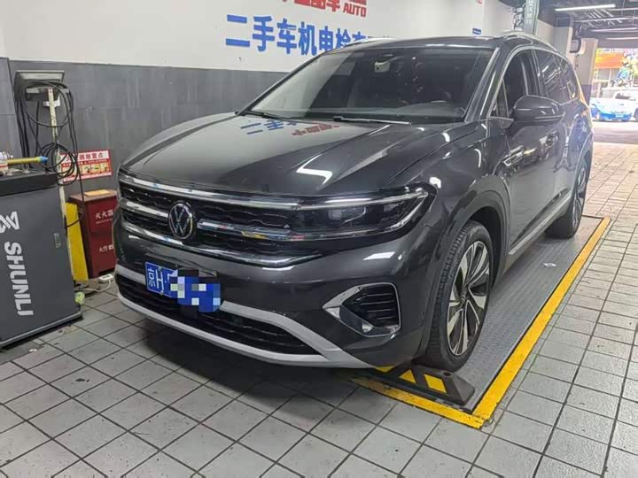 Model Model 380TSI AWDLuxury EditionPro 6