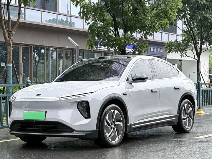 EC6 2024 Model 75kWh