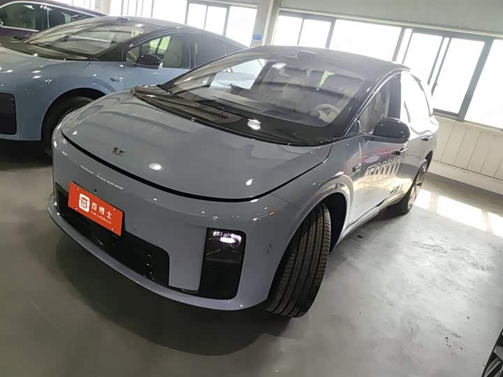 2025 Ideal i8 2025 Standard Edition