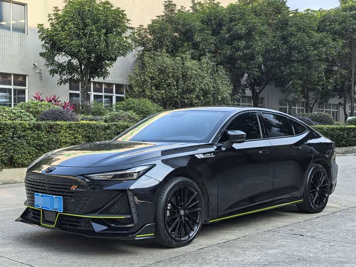 UNI-V 2022 Model 1.5T Edition