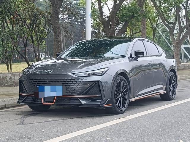 UNI-V 2022 Model 1.5T Edition