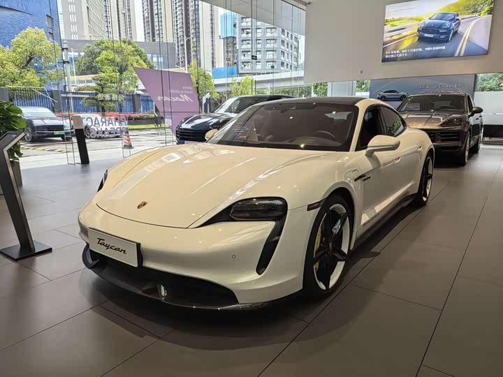 Taycan 2024 Taycan Turbo S