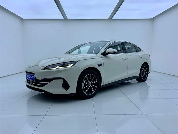 2025 Seal 06 2025 DM-i Smart Driving Edition 120KM Exclusive Type