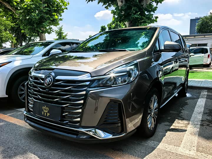 2023 Buick GL8 2023 land business class smart premium model