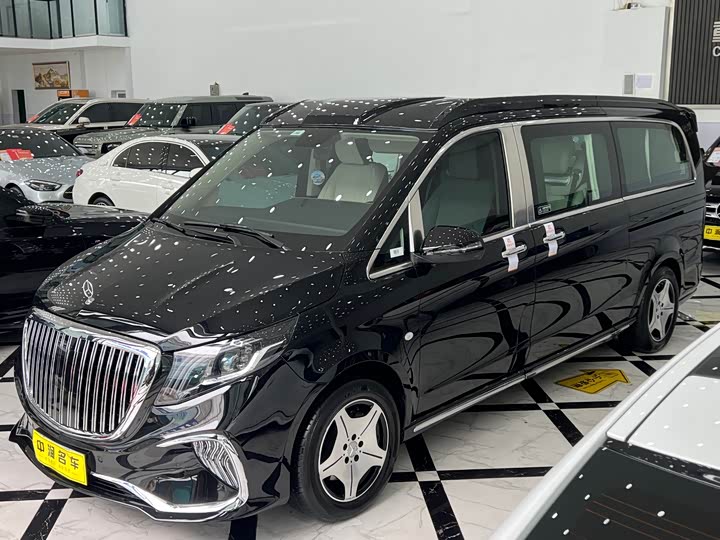 Vito 2023 2.0T Business Edition 7 seats