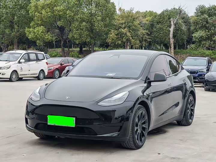 2022 Model Y 2022 Refresh RWD
