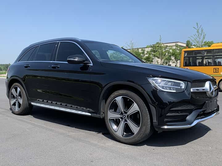 Mercedes-Benz GLC 2022 GLC 300 L 4MATIC luxury model