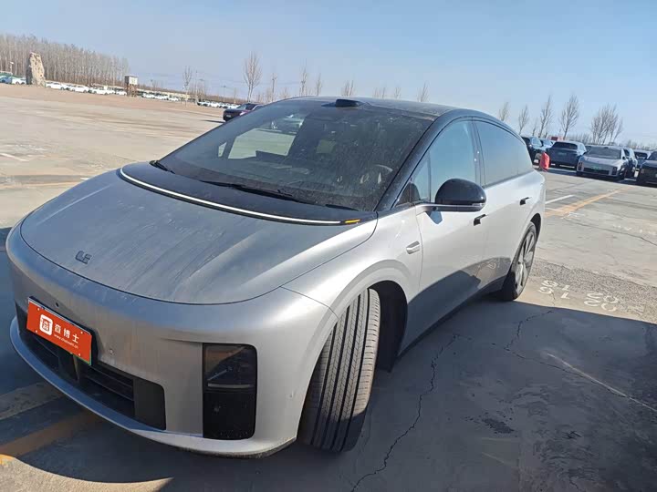 2025 Ideal i6 2025 two-wheel drive standard version