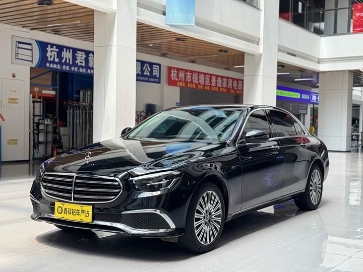 E 2023 Model Model E 260 L Version