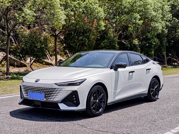 2024 Changan UNI-V 2023 1.5T premium model