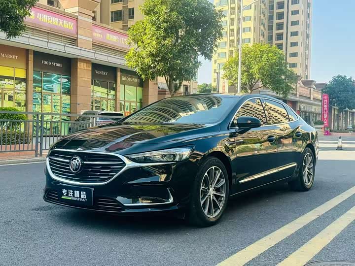 2021 LaCrosse 2021 652T Luxury