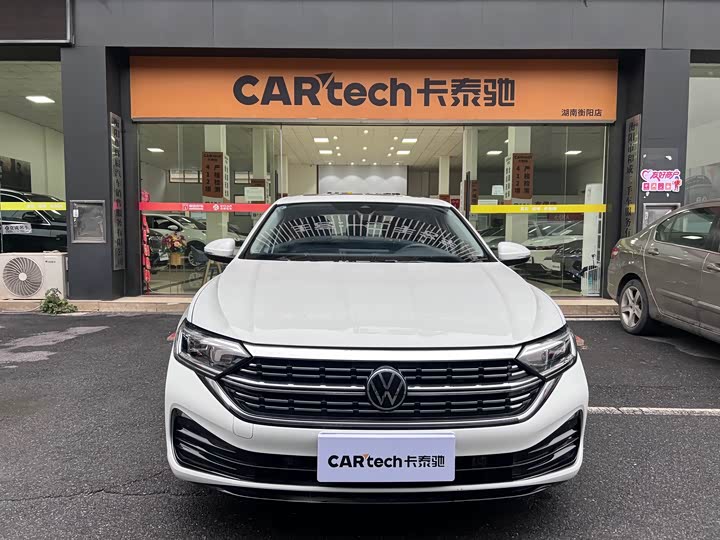 Sagitar 2023 300TSI DSG Beyond Edition