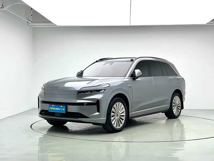 L90 2025 Model Ultra Edition