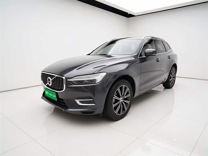 2021 Volvo XC60 2021 T5 four-wheel drive Zhiyuan Deluxe Edition
