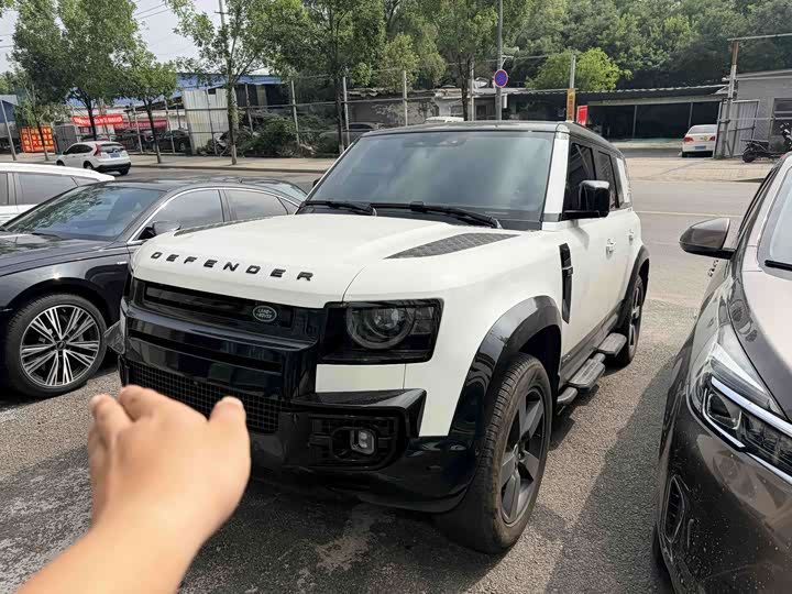 Model 110 3.0T P400 X