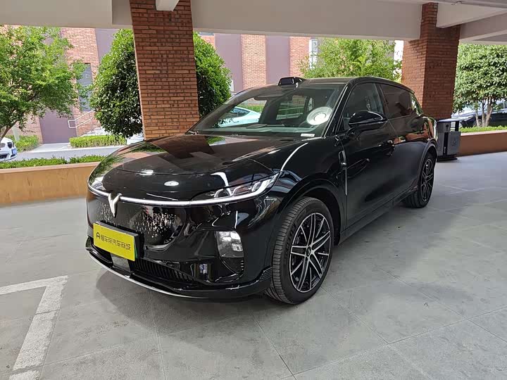 Lantu Zhiyin 2025 AWD Qiankun Edition