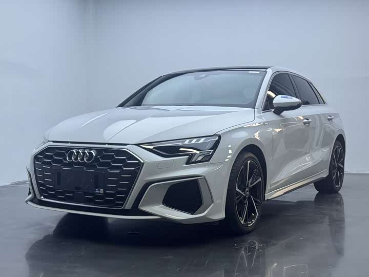A3 2022 Model Sportback 35 TFSI Fashion Version