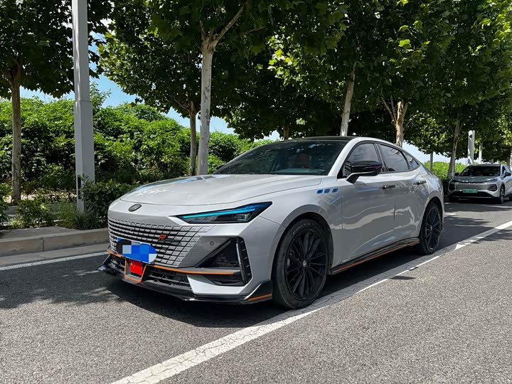 UNI-V 2024 Model 1.5T Premium Version
