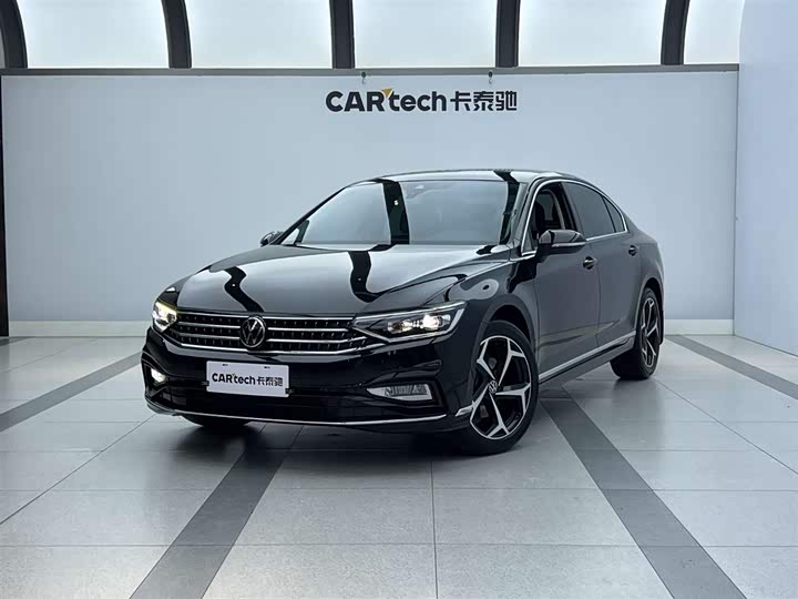 2025 Magotan 2025 model facelift 2 public model 330TSI DSG luxury model