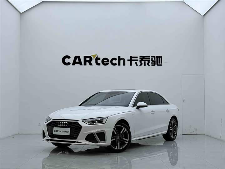 2022 Audi A4L 2022 40 TFSI luxury and dynamic model