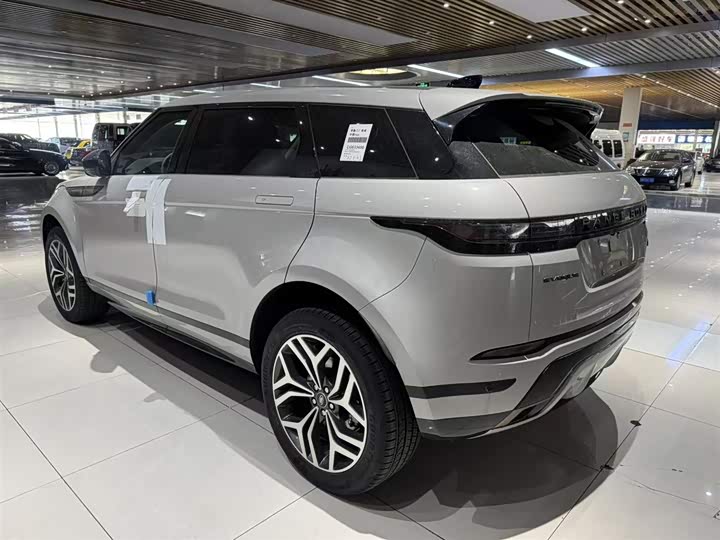 2026 Range Rover Evoque 2026 Model Range Rover Evoque L SE