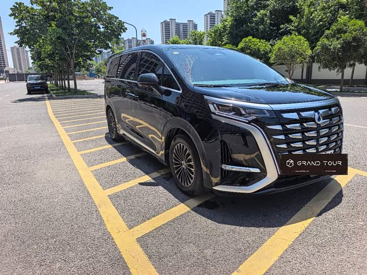 2023 Denza D9 2022 model DM-i 970 four-wheel drive flagship model