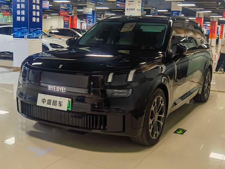 2025 Lynk & Co 900 2025 2.0T Ultra 6-seater