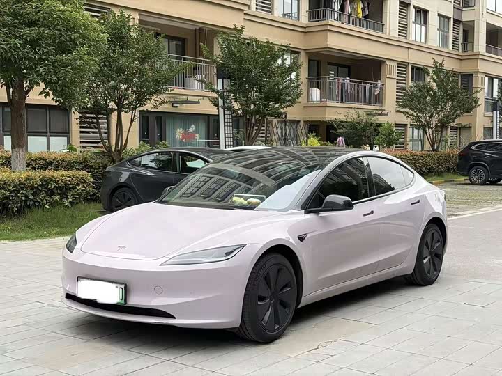 2024 Model 3 2023 rear-wheel drive version