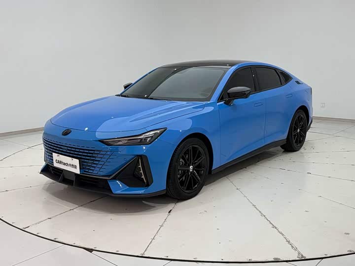 UNI-V 2022 Model 1.5T Premium Version