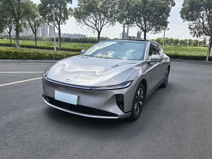 2026 Changan Qiyuan A07 2025 Blue Whale extended range version 140 elite type