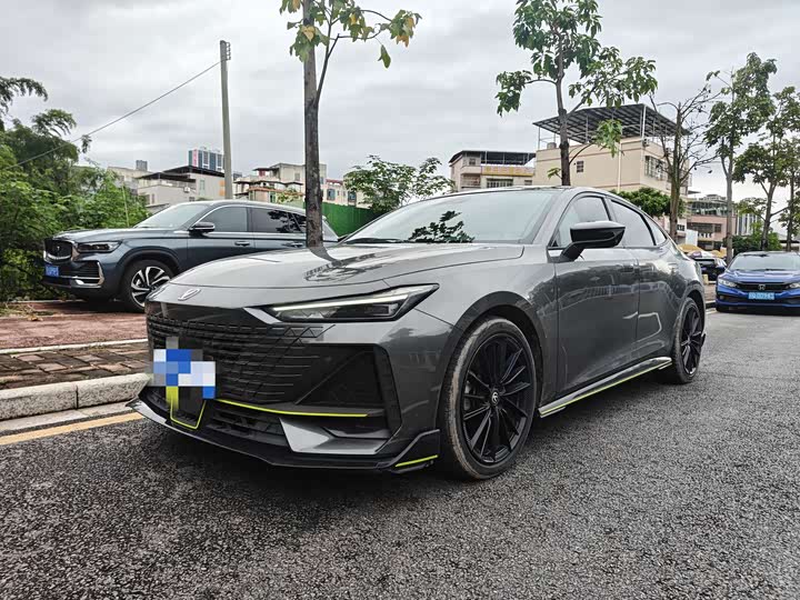 UNI-V 2022 Model 1.5T Edition