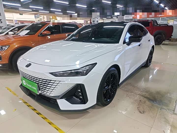 UNI-V 2023 Model 1.5T Premium Version