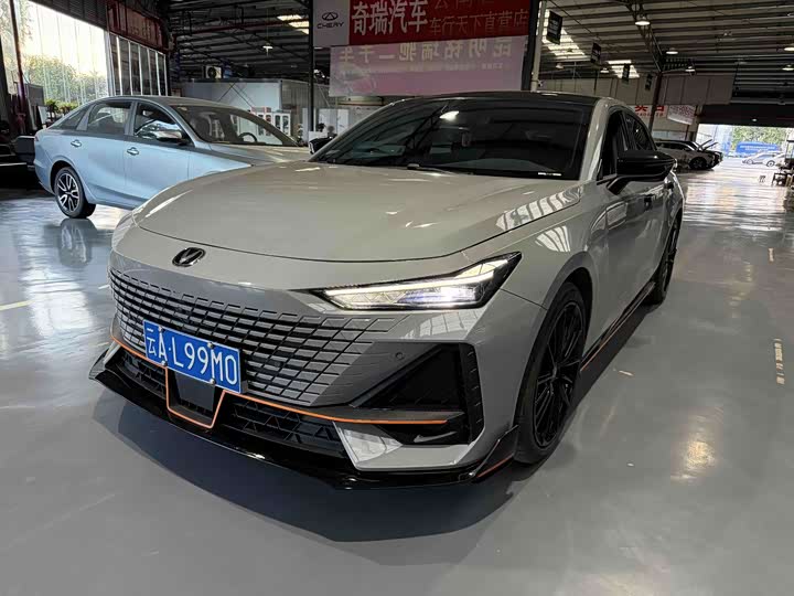 UNI-V 2022 Model 1.5T Edition