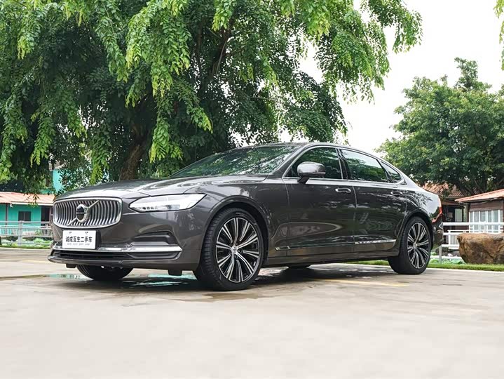 2022 Volvo S90 2022 B5 Zhiyuan Luxury Edition