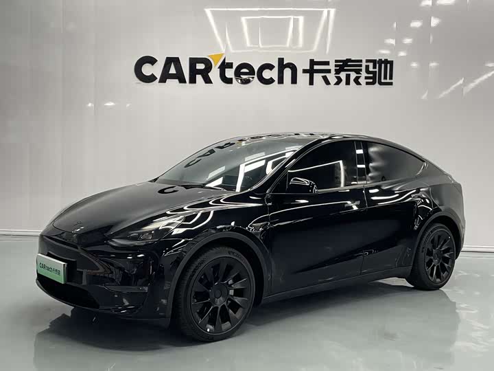 2022 Model Y 2022 long-range all-wheel drive version