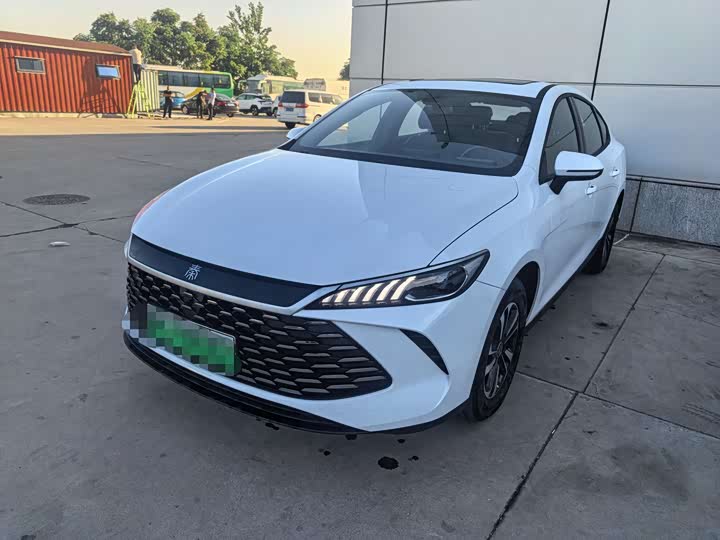2026 Qin PLUS 2026 DM-i 210KM aggressive model